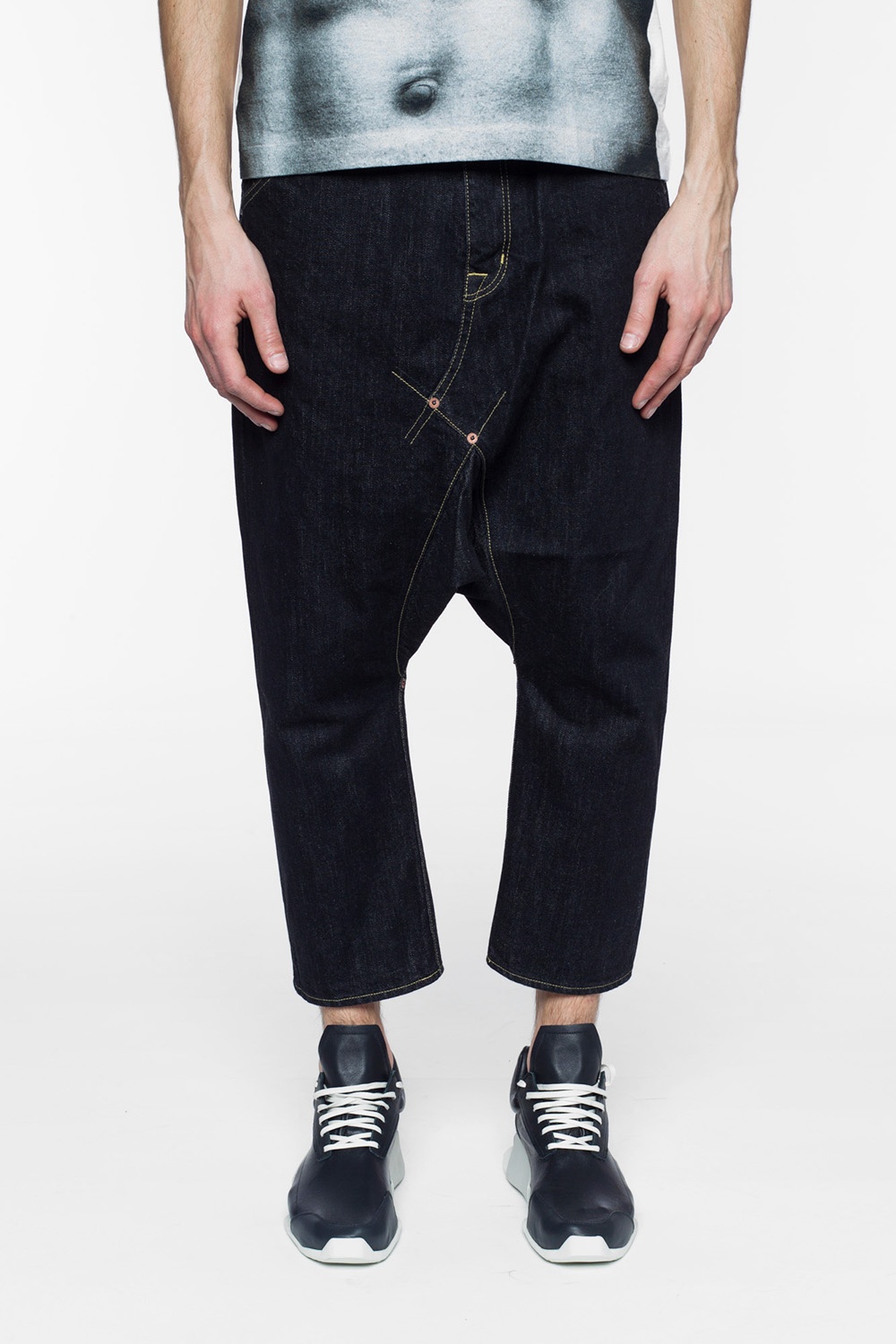 Black Dropped crotch jeans Comme des Garçons Ganryu - Vitkac Canada